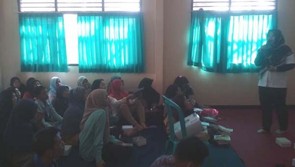 Sosialisasi Bahaya Penyalahgunaan Narkoba Di Kelurahan Dayan Peken
