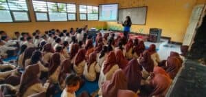 Sosialisasi Bahaya Penyalahgunaan Narkoba dikalangan remaja